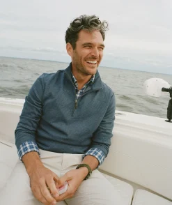 Bluffs Performance Quarter-Zip