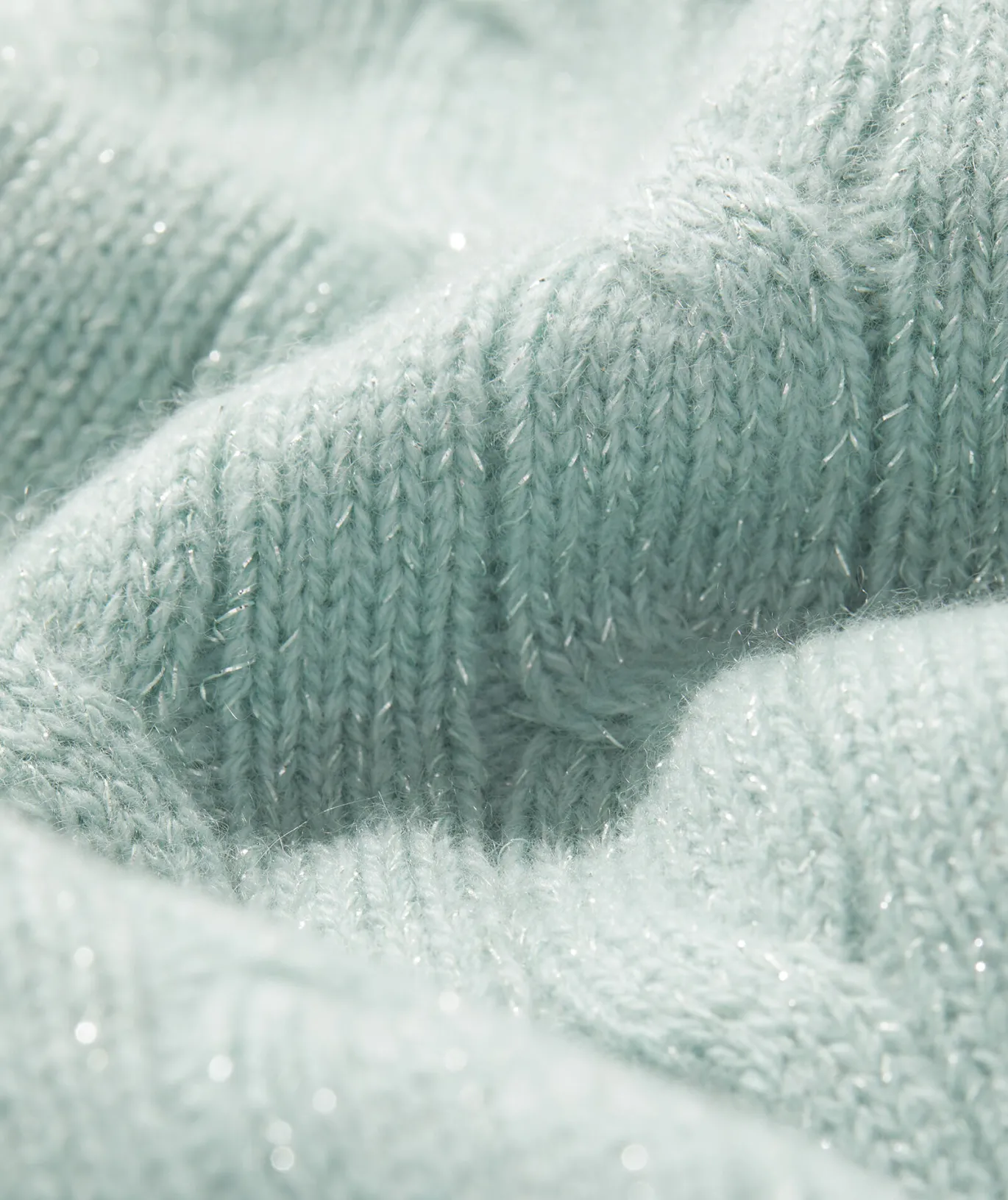 Cashmere Cable Shine Crewneck Sweater