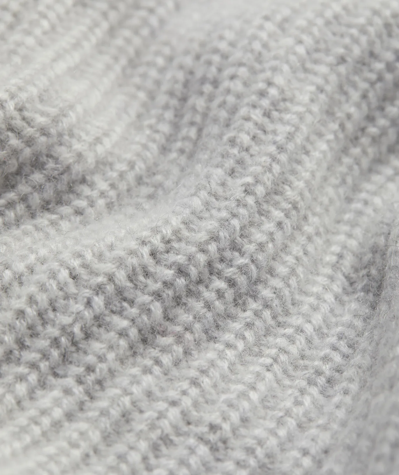 Cashmere Cable Shine Crewneck Sweater