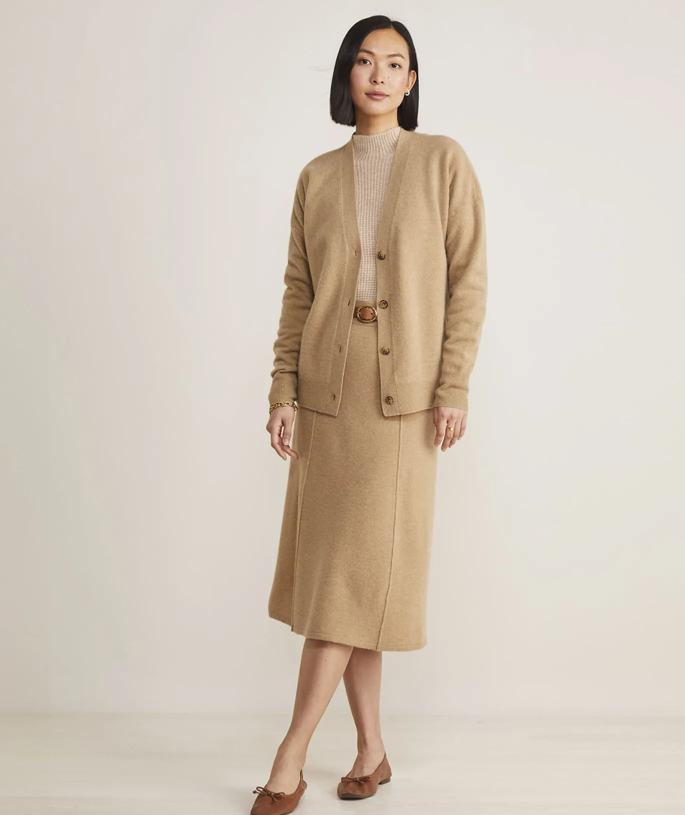 Cashmere Classic Cable Crewneck Sweater