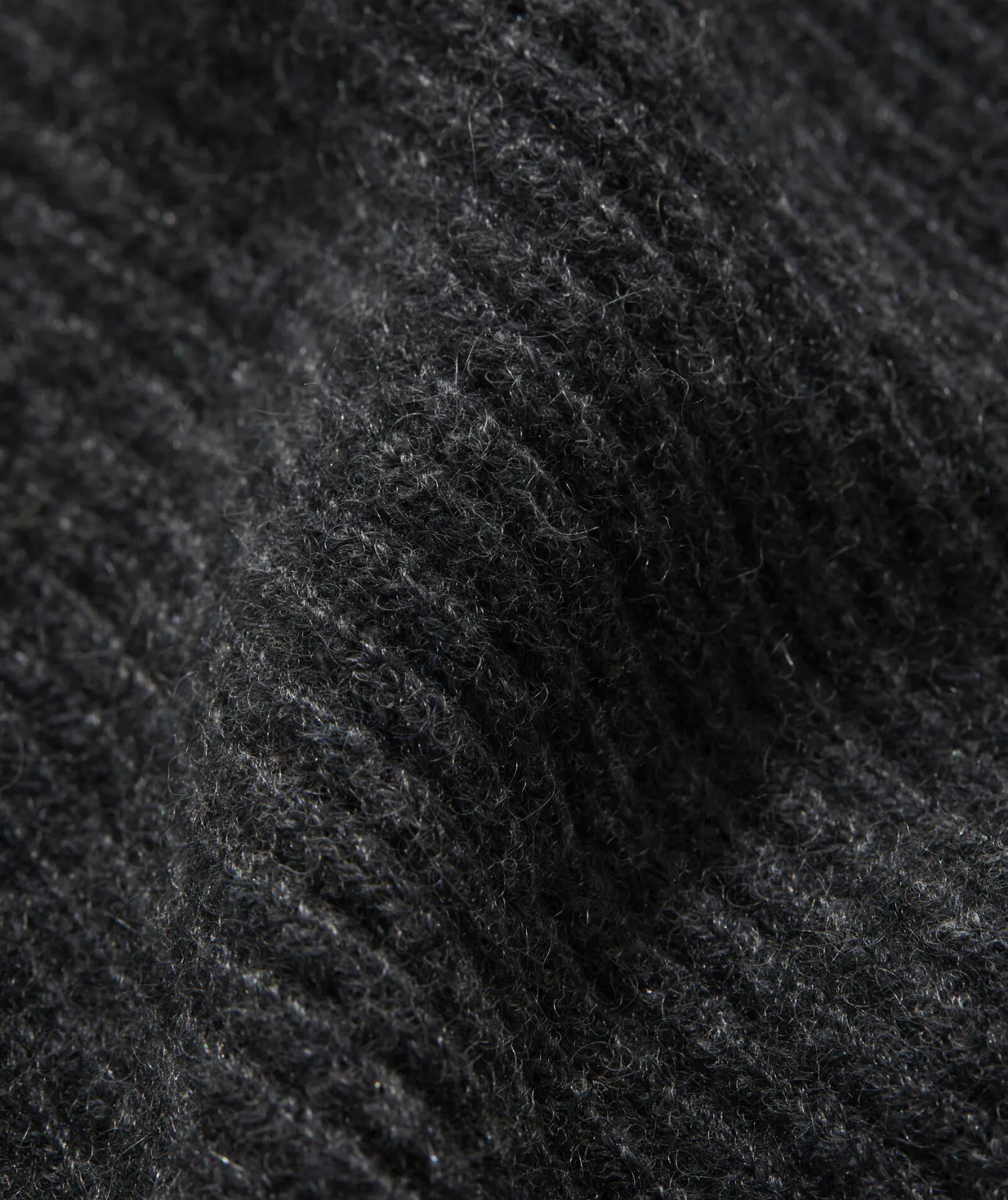 Cashmere Fisherman Rib Quarter-Zip Sweater
