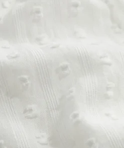Clip Dot Ruffle Popover