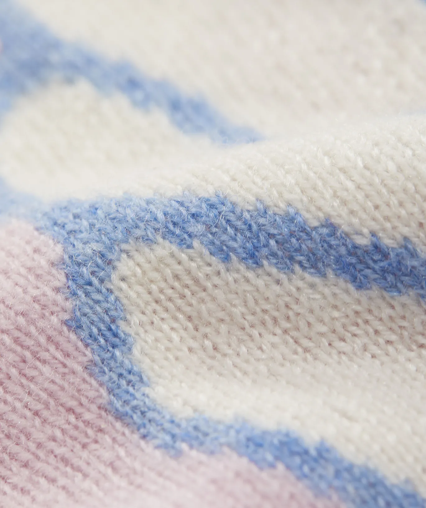 Hydrangea Intarsia Cashmere Crewneck Sweater
