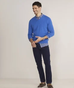 Lightweight Cashmere V-Neck Sweater