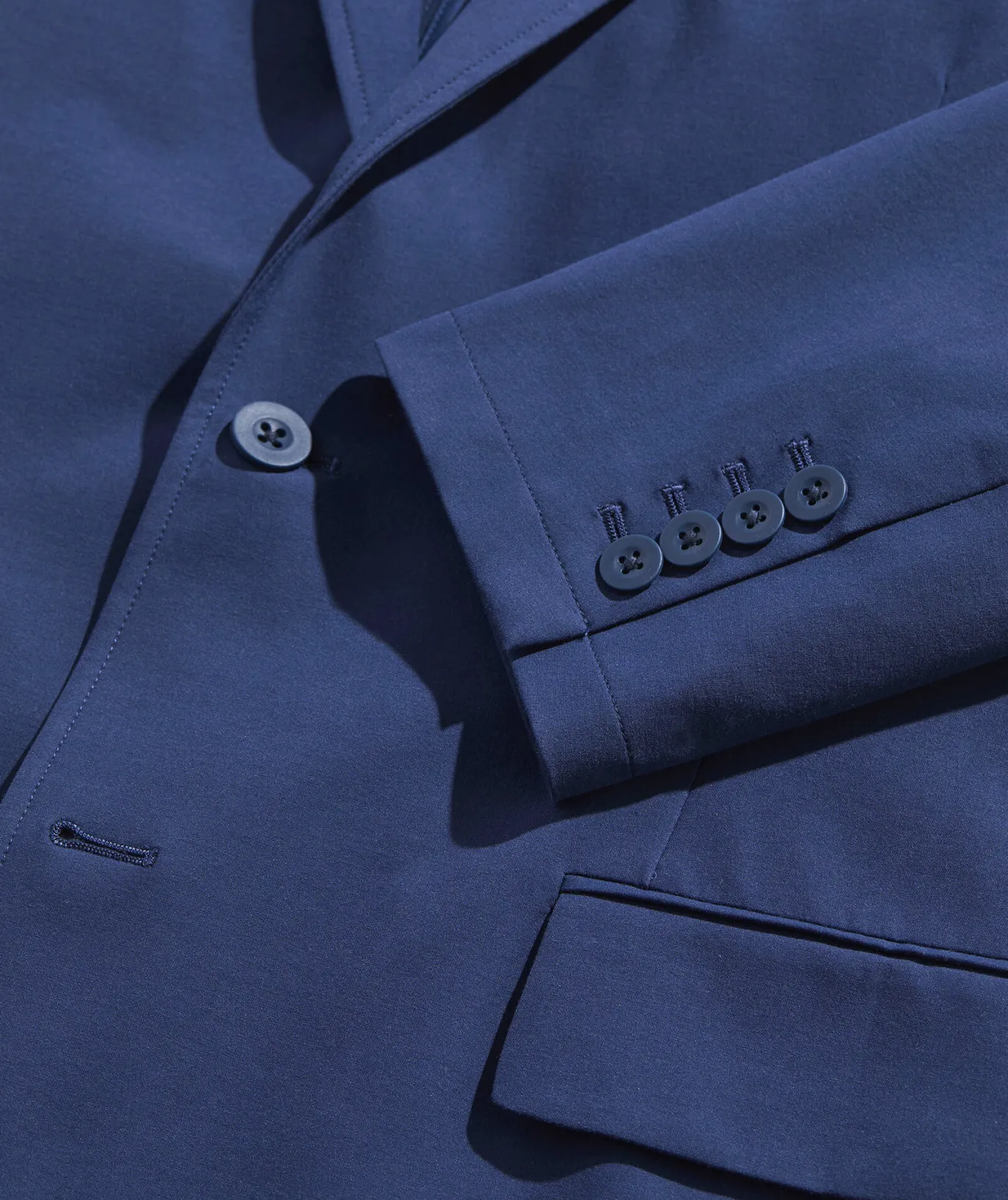 Lightweight On-The-Go Blazer