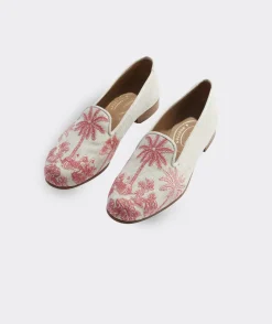 Skinny Strap Patent Leather Flip Flops